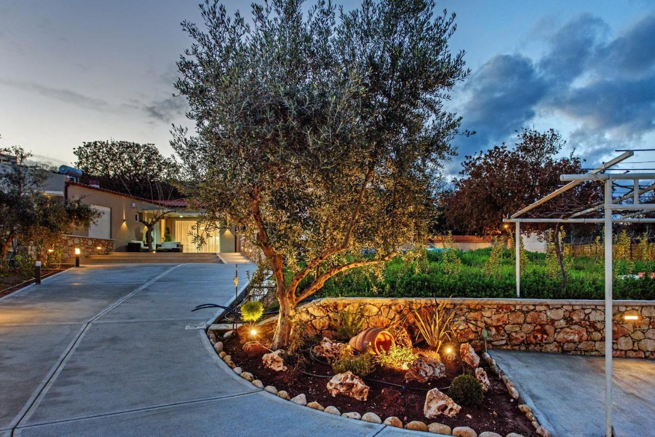 Villa4Dreams Gerani  Exterior photo