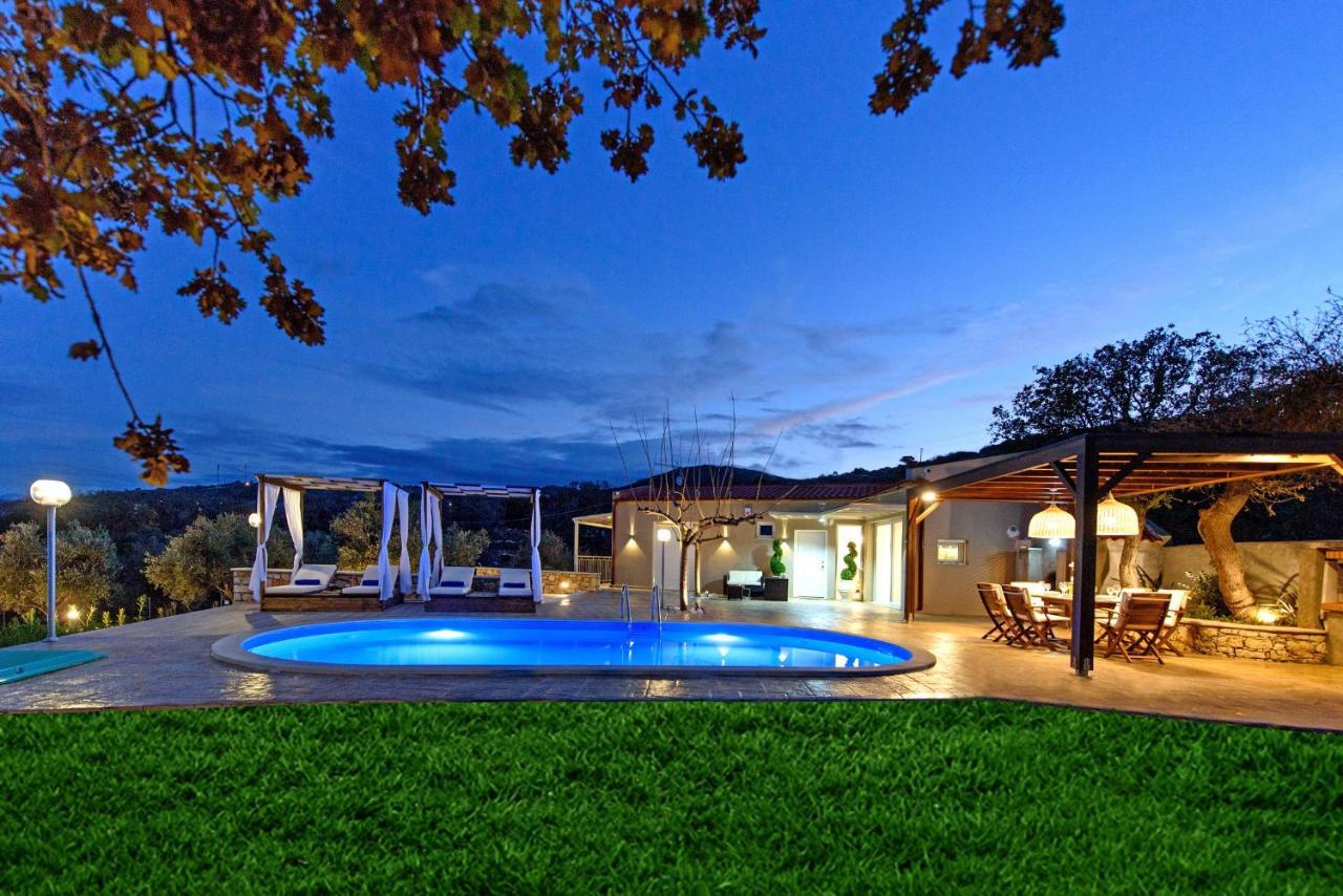 Villa4Dreams Gerani  Exterior photo
