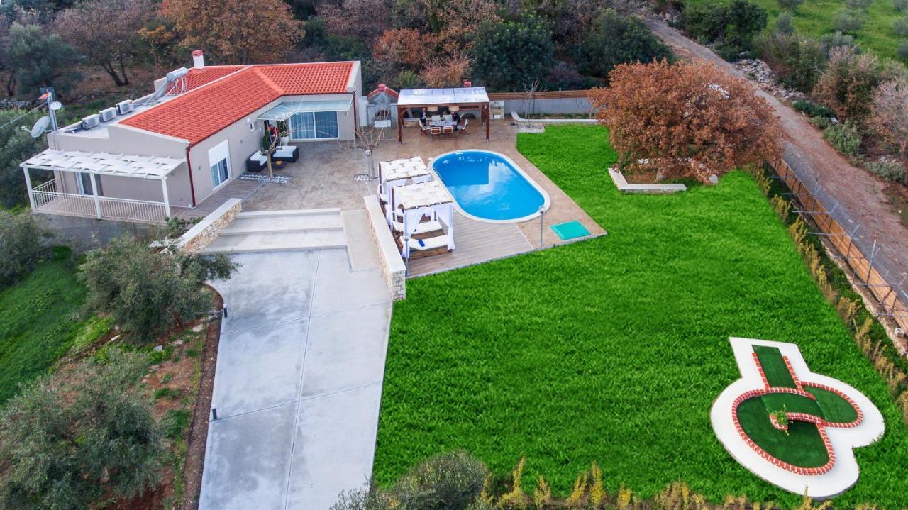 Villa4Dreams Gerani  Exterior photo
